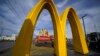 ILUSTRACIJA - Restoran lanca brze hrane Mekdonalds u Ohaju (Foto: AP/Gene J. Puskar)