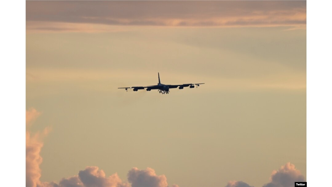 미 태평양사령부는 9일 “B-52 전략폭격기가 괌 앤더슨 공근기지에 도착했다"며 사진을 공개했다. 사진 = U.S. Indo-Pacific Command / X.