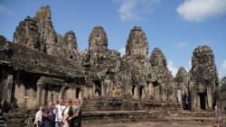 ព័ត៌មានពេលព្រឹក ៣ មករា៖ ក្នុងឆ្នាំ២០២៣ ភ្ញៀវបរទេសមកទស្សនាអង្គរវត្តមានប្រមាណ៨០ម៉ឺននាក់ ខណៈកម្ពុជារង់ចាំការមកដល់របស់ភ្ញៀវចិន