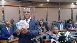 Mali Kura: Mali fanga ŋɛmɔkɔw kɔrɔw, Moussa Mara ka hakilila yeleen tikɛli banbali kokan, Zimbabwe jamana ye nafolo seben fura kura labɔw