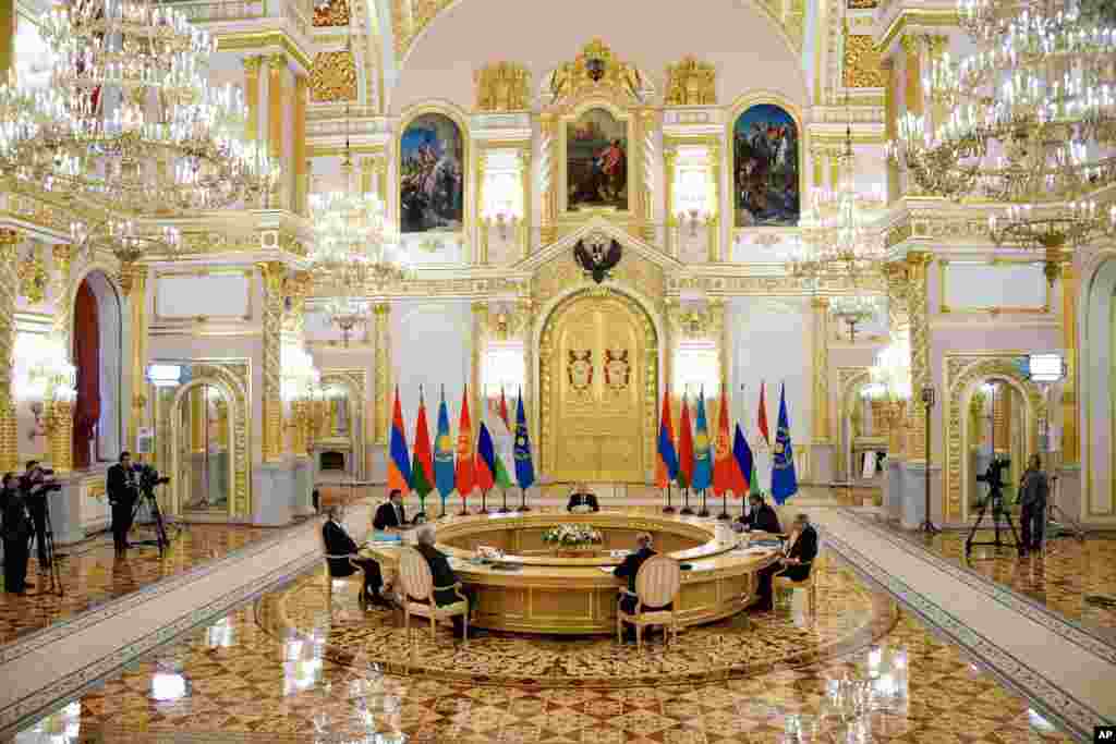 (L to R) - Kazakhstan's President Kassym-Jomart Tokayev, Kyrgyzstan's President Sadyr Japarov, Russian President Vladimir Putin, Tajikistan's President Emomali Rahmon, Armenian Prime Minister Nikol Pashinyan, Secretary General of the Collective Security Treaty Organization (CSTO) Stanislav Zas, and Belarusian President Alexander Lukashenko hold a meeting of the leaders of the Collective Security Treaty Organization member states at the Kremlin in Moscow, Russia. 