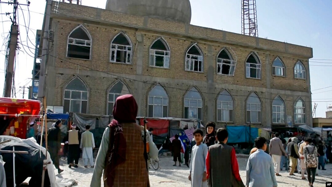 "Islomiy davlat" guruhi hujumiga uchragan masjid, Mozori Sharif, 22-aprel, 2022