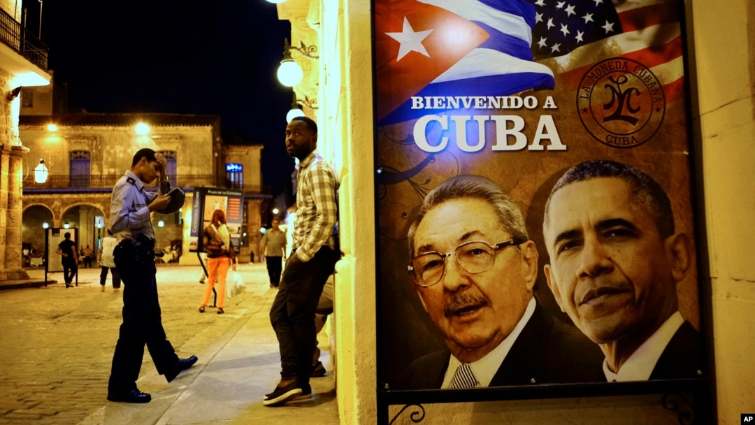 Poster de la visita del presidente Obama en una calle de La Habana.