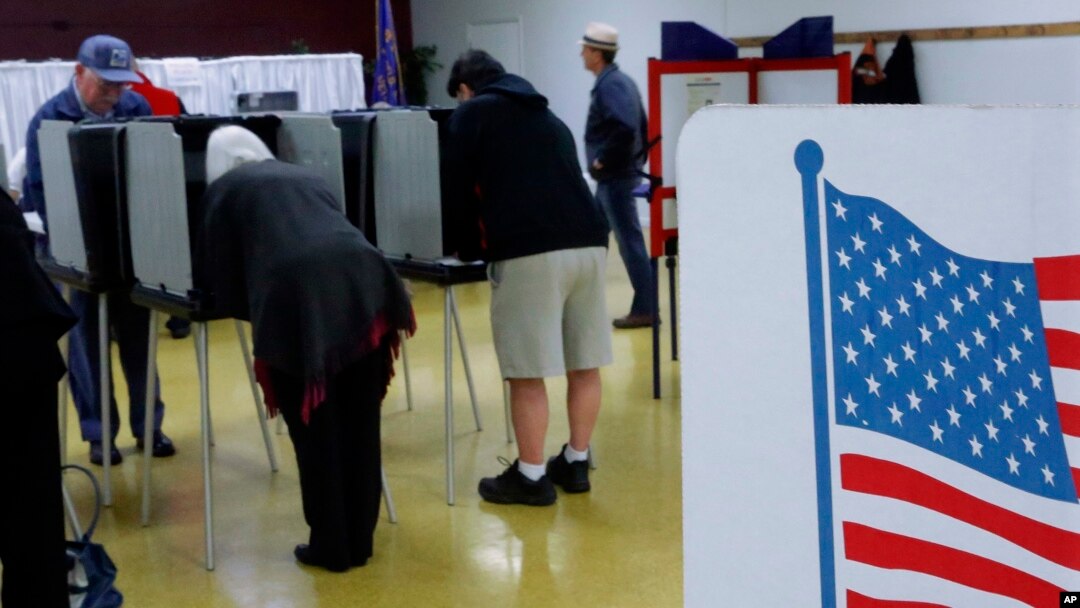 Los estadounidenses acuden a las urnas para elegir miembros del Congreso y gobernadores en algunos Estados.