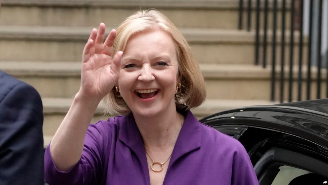 Liz Truss anachukua nafasi ya Boris Johnson kama Waziri Mkuu wa Uingereza. Sept. 5, 2022.