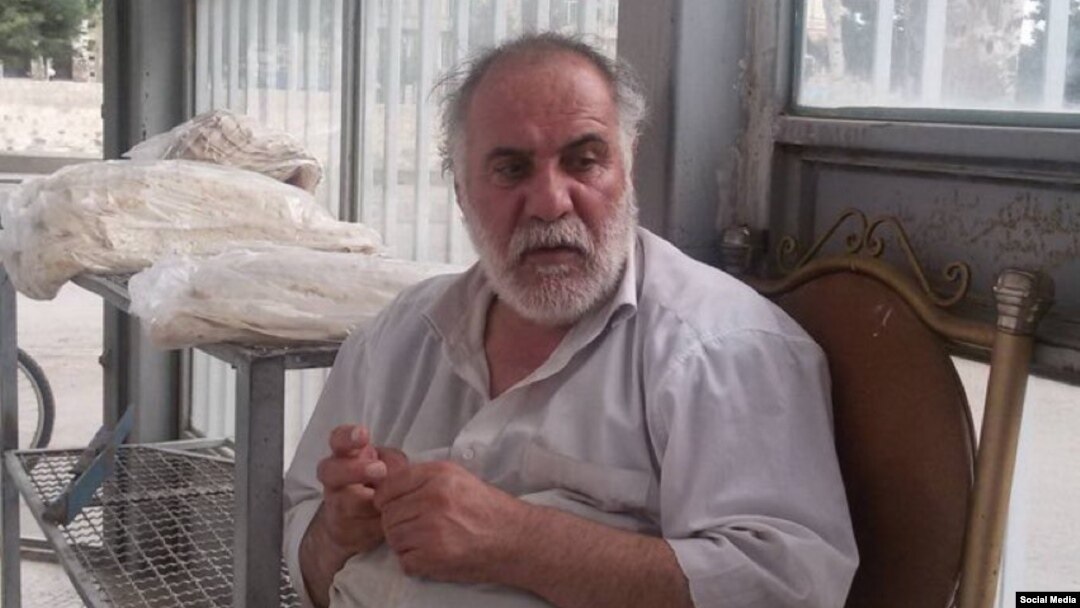 احمد رونقی، پدر حسین رونقی