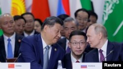 2024年10月24日俄羅斯總統普京和中國國家主席習近平在俄羅斯喀山舉行的金磚國家高峰會。