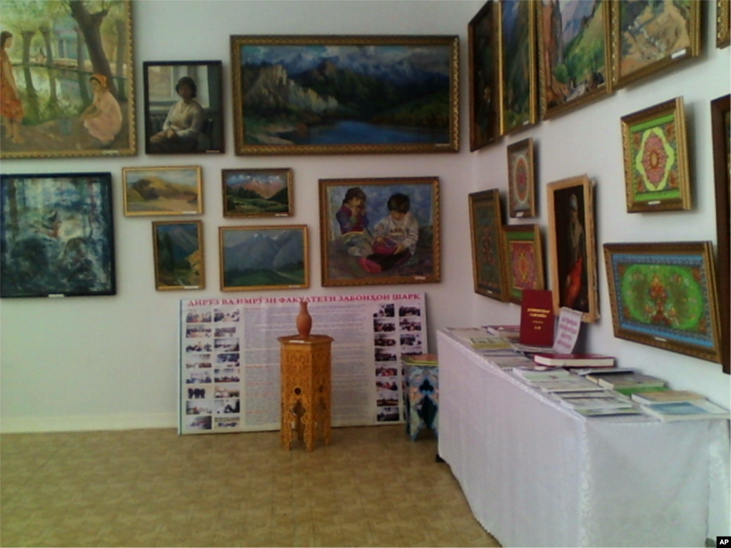 Rassom Abdurahmon Ismoilov ijodi