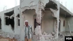 Luanda Mesquita destruída