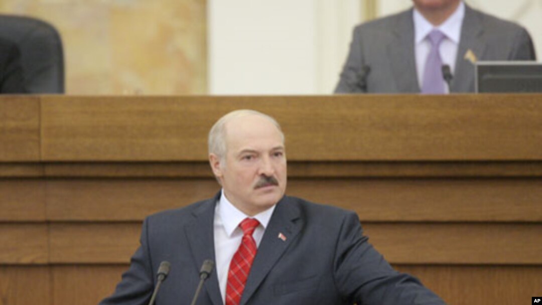 Belarussian President Alexander Lukashenko addresses the Parliament during an annual state of the nation speech in Minsk, April 21, 2011