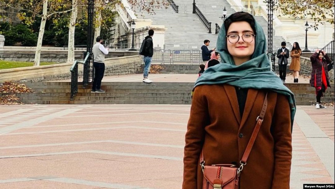 Vashingtondagi Jorjtaun universitetida demokratiya va boshqaruv bo‘yicha magistrlik darajasini olish uchun o’qiyotgan afg'onistonlik Maryam Rayed