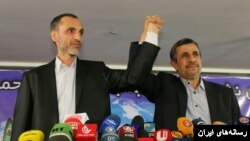 محمود احمدی نژاد و معاون سابق اش، هر دو برای انتخابات اردیبهشت ماه نامزد شدند اما شورای نگهبان صلاحیت آنها را رد کرد