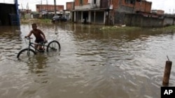 Chuvas torrenciais isolam partes da Huíla