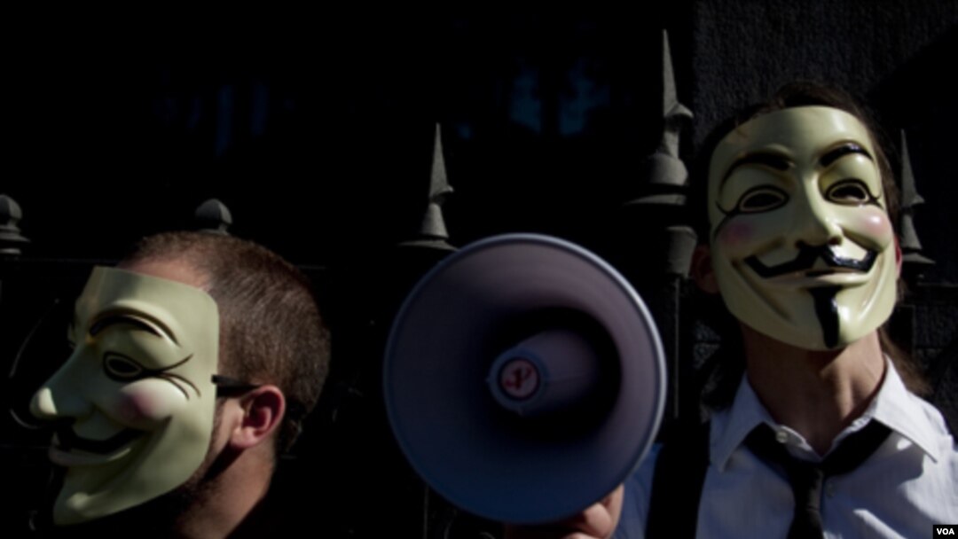 Los miembros del grupo “Anonymous” son conocidos por sus fotografías con máscaras.