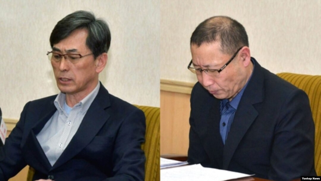 지난 3월 북한 인민문화궁전에서 억류된 한국인 김국기 씨(왼쪽)와 최춘길 씨가 기자회견을 하고 있다.