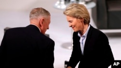 Mattis ha dicho a los aliados europeos que la seguridad estadounidense está ligada a la de Europa, describiendo el principio de defensa colectiva de la OTAN como un "compromiso básico".