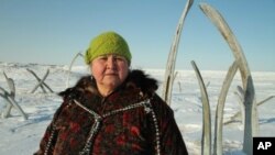 Atrof-muhofazasi uchun 2012-yil "Goldmen" mukofoti sohibasi Kerolin Kennon
