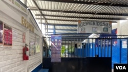 El Instituto Nacional de Lourdes de El Salvador se prepara para recibir a los estudiantes a partir del 6 de abril, esta institución es de carácter público. Foto Karla Arévalo, VOA.