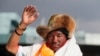 ཤར་པ་ཀརྨ་སྲི་ཐར་ཇོ་མོ་གླང་མོའི་རྩེར་ཐེངས་༢༦་འཛེགས།