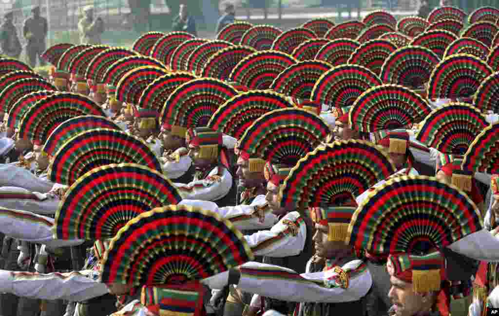Paramilitary force soldiers march during rehearsals for the upcoming Republic Day parade at Raisina hills, the government seat of power, New Delhi, India.