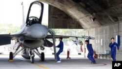 2020年1月15日台灣空軍緊急起飛一架美國製造的F-16V戰機。