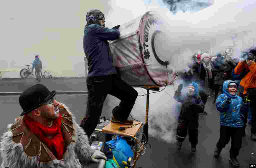 Clowns and mimes perform in Saint Petersburg, Russia, to mark the upcoming April Fools' Day.