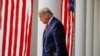 Crescente pressão e isolamento levam Trump a aceitar transição para Biden