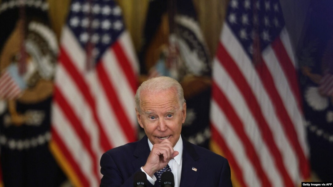 El presidente de EE. UU., Joe Biden, expresó su voluntad de ayudar a los cubanos para que tengan acceso a una internet libre, fuera de los muros de la censura del gobierno de Cuba. [Foto de archivo]
