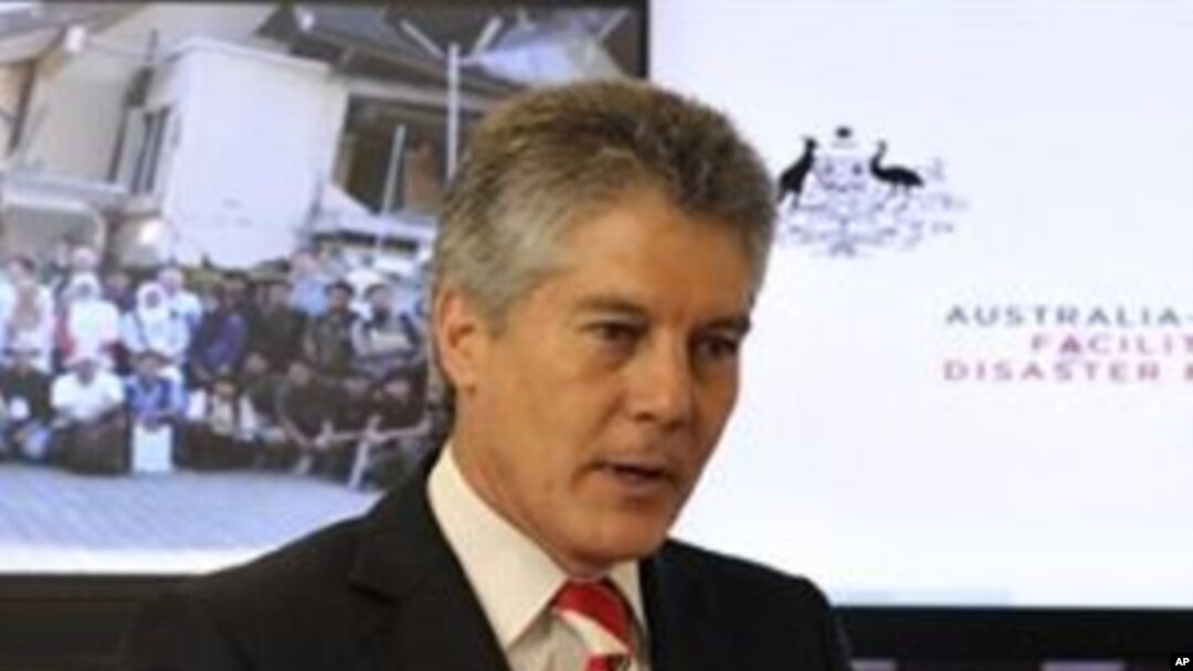 Australian Foreign Minister Stephen Smith delivers his speech during the opening of the Australia-Indonesia Facility for Disaster Reduction in Jakarta (File Photo - 15 Jul 2010)