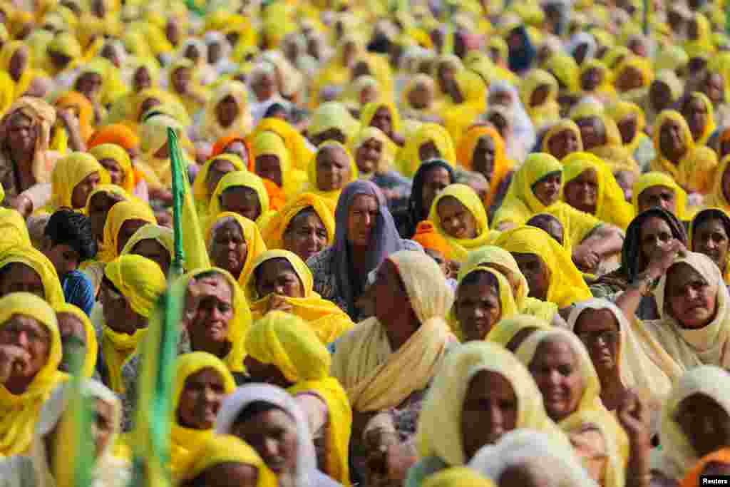 Farmers gather to mark the first anniversary of their protests on the outskirts of Delhi at Pakora Chowk near Tikri border, India.