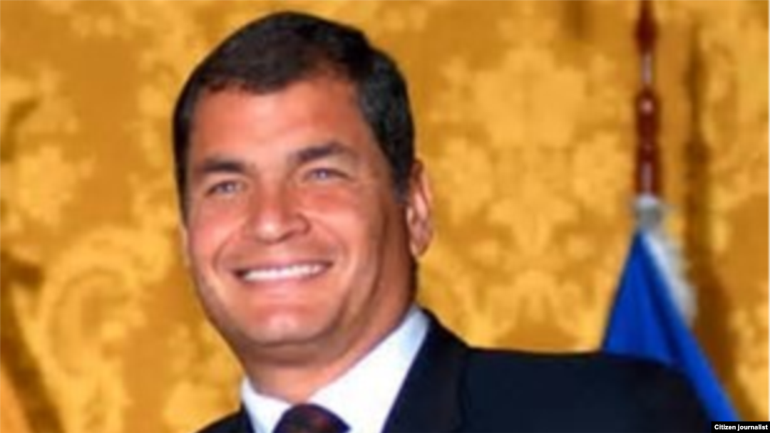 El presidente Lenín Moreno dispuso desde agosto un examen especial acerca de la deuda interna y externa de los últimos cinco años del gobierno de su antecesor Rafael Correa (en la foto, en una imagen de archivo).