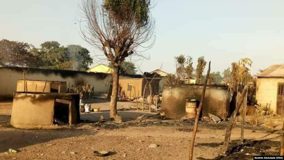 ADAMAWA: Gwamnan jihar ya ziyarci kauyukan da aka kai wa hari