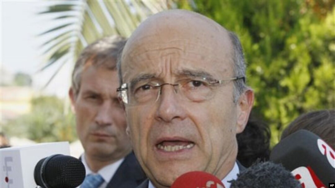 French Foreign Minister Alain Juppe (fle photo)