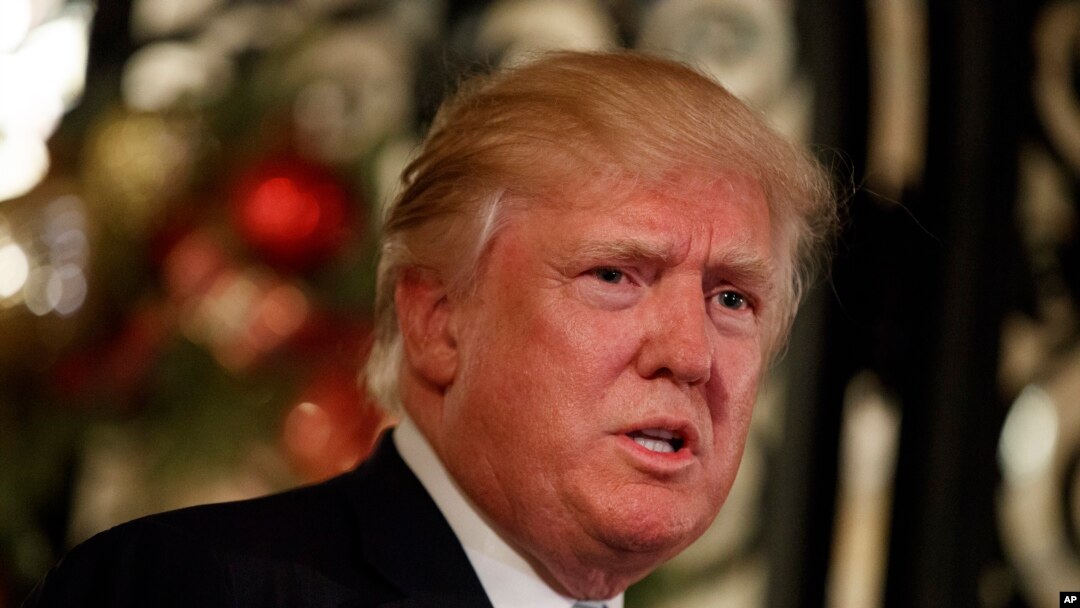 "Es hora de que el país avance a otros temas más grandes y mejores", dijo Trump el jueves.