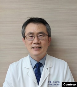 台北醫學大學附設醫院胸腔內科專任主治醫師周百謙