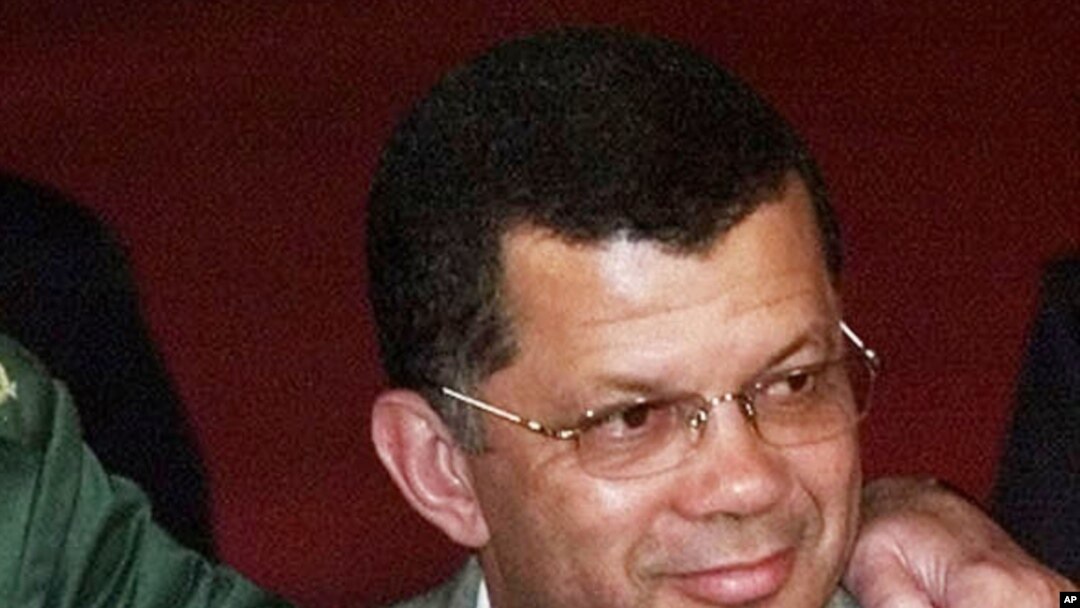 São Tomé e Príncipe: Governo censura líder da oposição de Cabo-Verde
