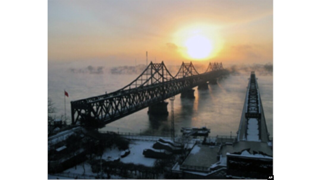 連接中國和北韓的鴨綠江大橋(資料照片)