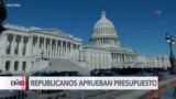 Republicanos aprueban presupuesto con fuertes recortes de impuestos y gastos