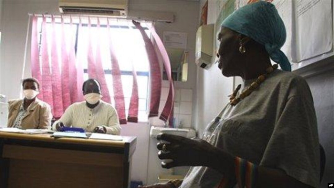 Delivering TB drugs directly to the lungs by inhaling a fine powder, can be more effective, faster and require lower doses.