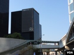 香港立法會綜合大樓（美國之音記者申華拍攝）