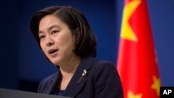 중국 외교부 화춘잉 대변인이 지난 6일 북한의 4차 핵실험을 비난한 성명을 발표하고 있다.