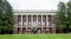 Small US Colleges Fight to Stay Open