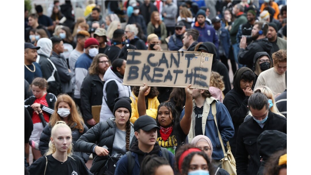 Some 4,000 New Zealand protesters demonstrate against the killing of Minneapolis man George Floyd in a Black Lives Matter protest in Auckland, June 1, 2020.