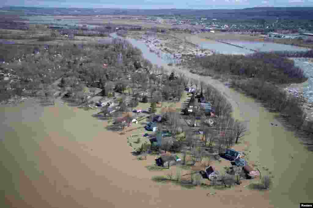 A view from a Canadian Forces helicopter shows the flooded region of Rigaud, Quebec, April 21, 2019.