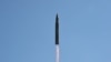 북한이 4일 대륙간탄도미사일(ICBM) 화성-14형 발사에 성공했다고 발표했다. 사진은 발사되는 대륙간 탄도미사일 '화성-14'. 