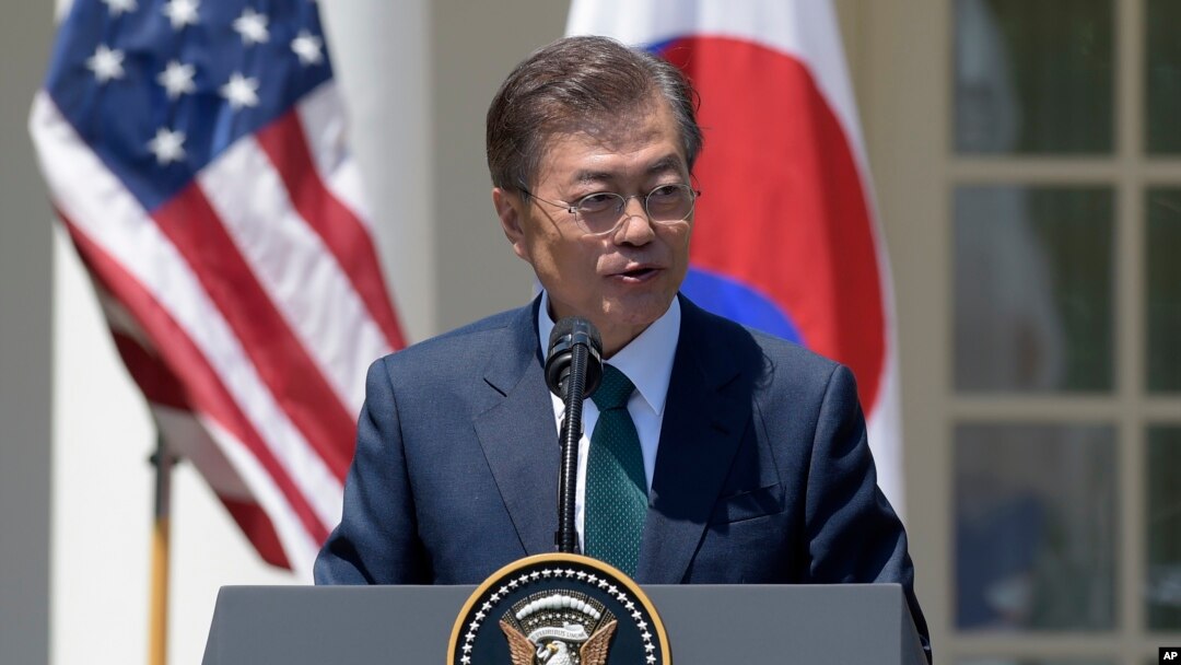 지난해 6월 백악관을 방문한 문재인 한국 대통령이 도널드 트럼프 대통령과 정상회담에 이어 공동기자회견을 열었다.