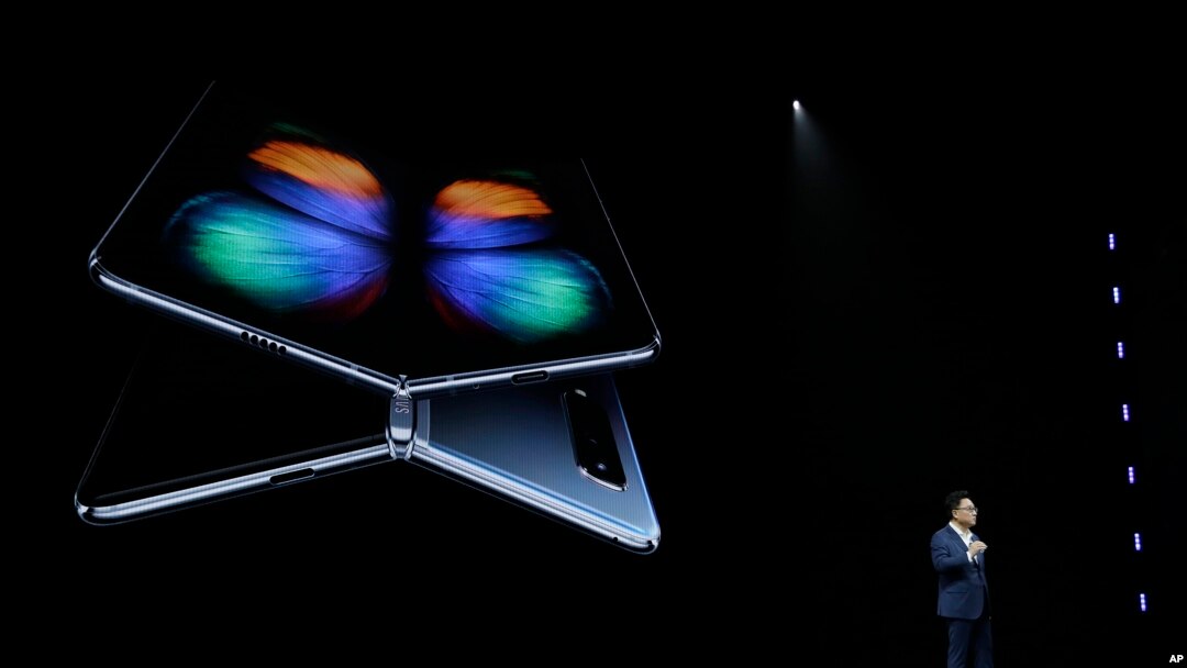 DJ Koh, Samsung President and CEO of IT and Mobile Communications, talks about the new Samsung Galaxy Fold smartphone during an event, Feb. 20, 2019, in San Francisco.