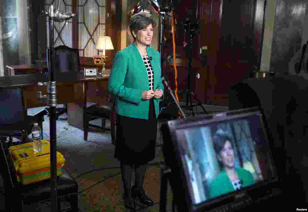 Respublikachi senator Joni Ernst demokrat prezidentning hisobotiga munosabat bildirar ekan, Kongressda hukmron partiyadoshlar Oq uy siyosatini o'zgartira olishiga ishonch bildirdi