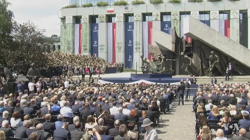 Poland Offers Warm Welcome as Trump Backs NATO, Pledges to Defend Borders, Defeat Terror
