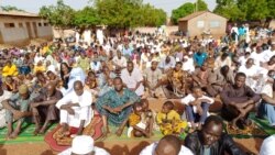 Tabale - Silamɛ dannabaaw Burkina ye Eid El Fitr seli kɛ kunu. Delili ni dugawuw tun bɛ o don in taamasiyɛn.